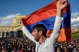 Cựu Tổng thống Armenia bị buộc tội tiếm quyền 